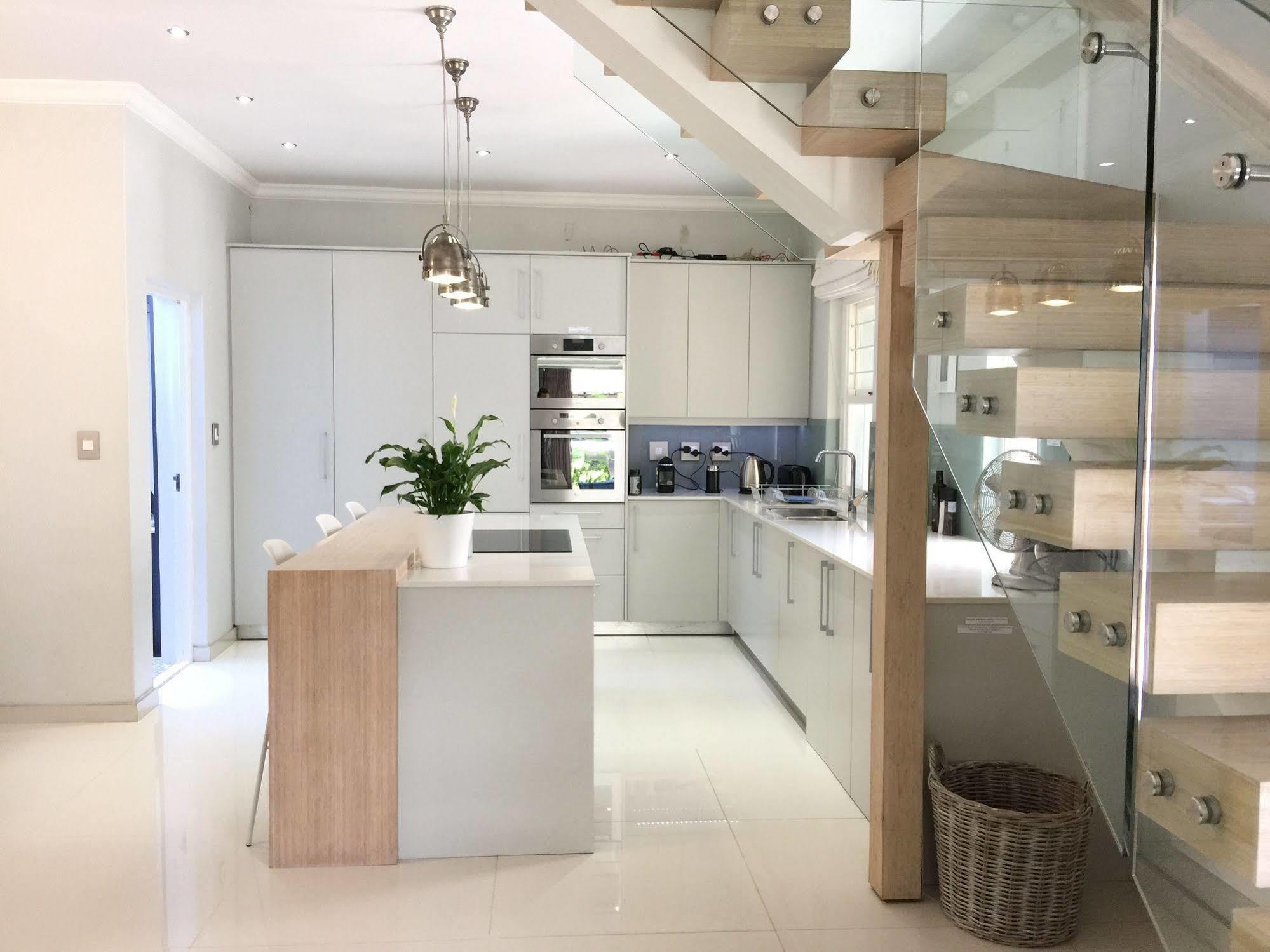 Cricklewood Place - Luxury Holiday Homes Kaapstad Buitenkant foto